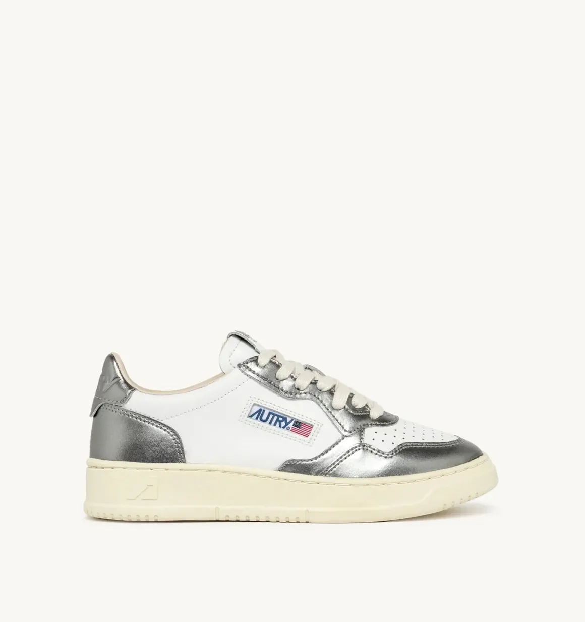 baskets_medalist_low_bico_0.webp BASKETS MEDALIST LOW BICOLOR EN CUIR BLANC ET SILVER
