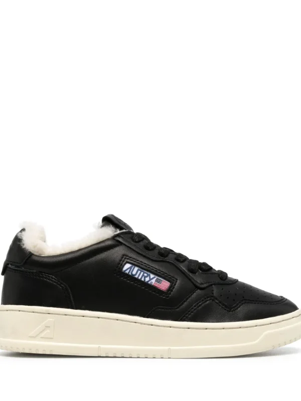 Baskets Medalist low Wom noir
