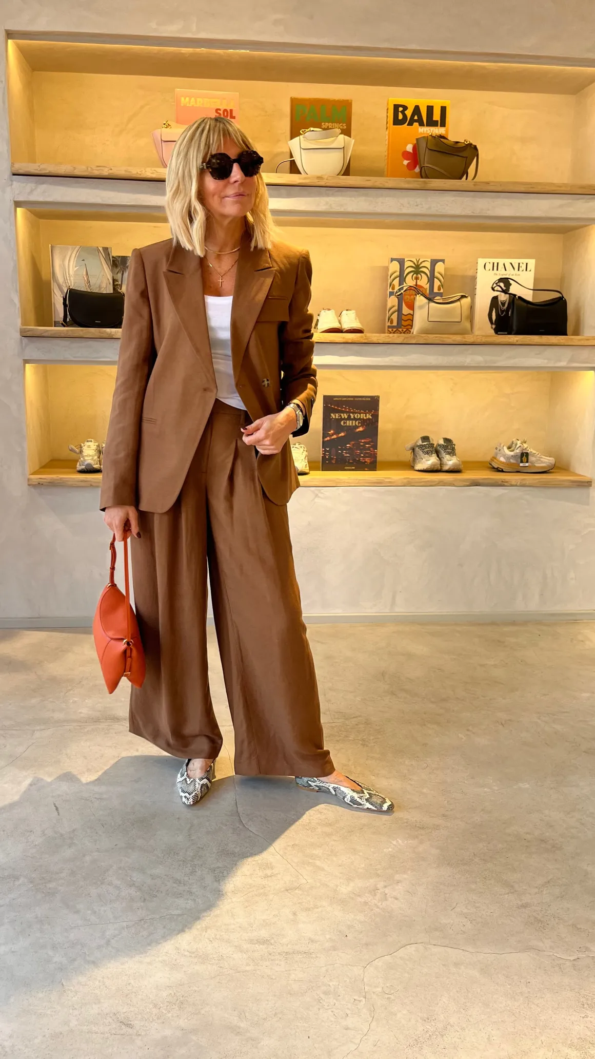 blazer_oprah_0.webp Blazer OPRAH