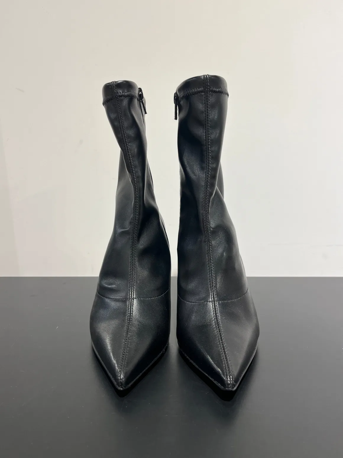 boots__talons_chausettes__0.webp Boots à talons chausettes FABER