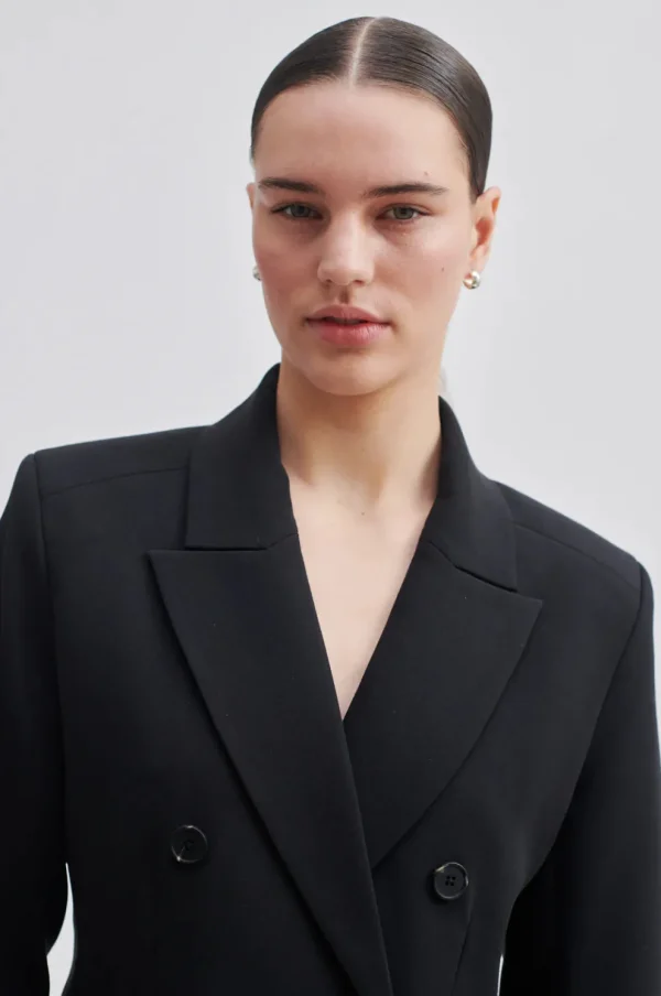 EVIE BLAZER