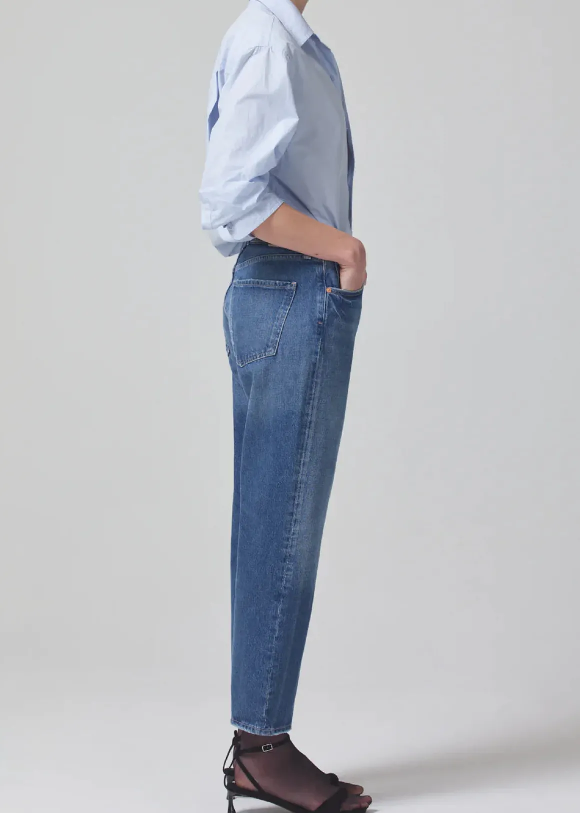 jeans_emery_crop_oasis_2.webp Jeans Emery crop oasis