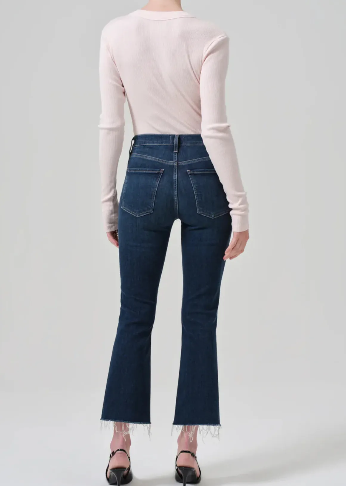 jeans_isola_cropped_bootc_2.webp Jeans isola cropped bootcut