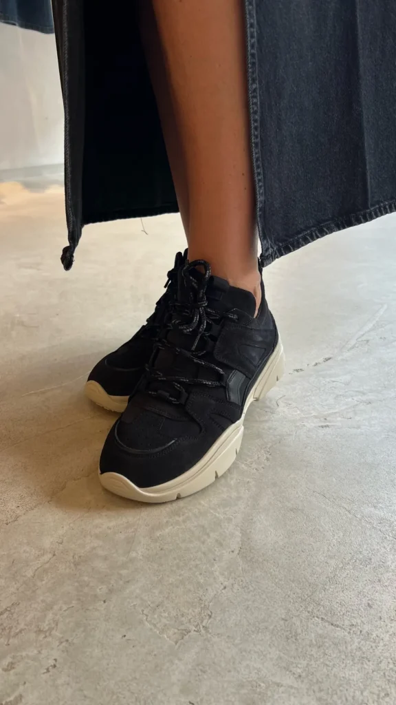 KINDERSY SNEAKERS