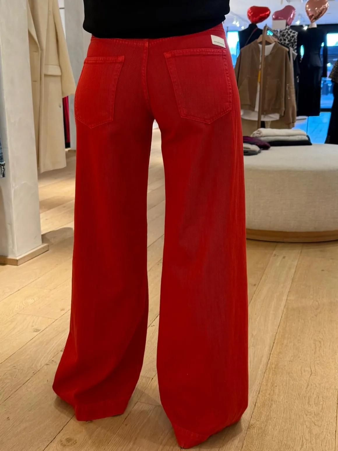 pantalon_large_nadia_5.webp Pantalon large Nadia