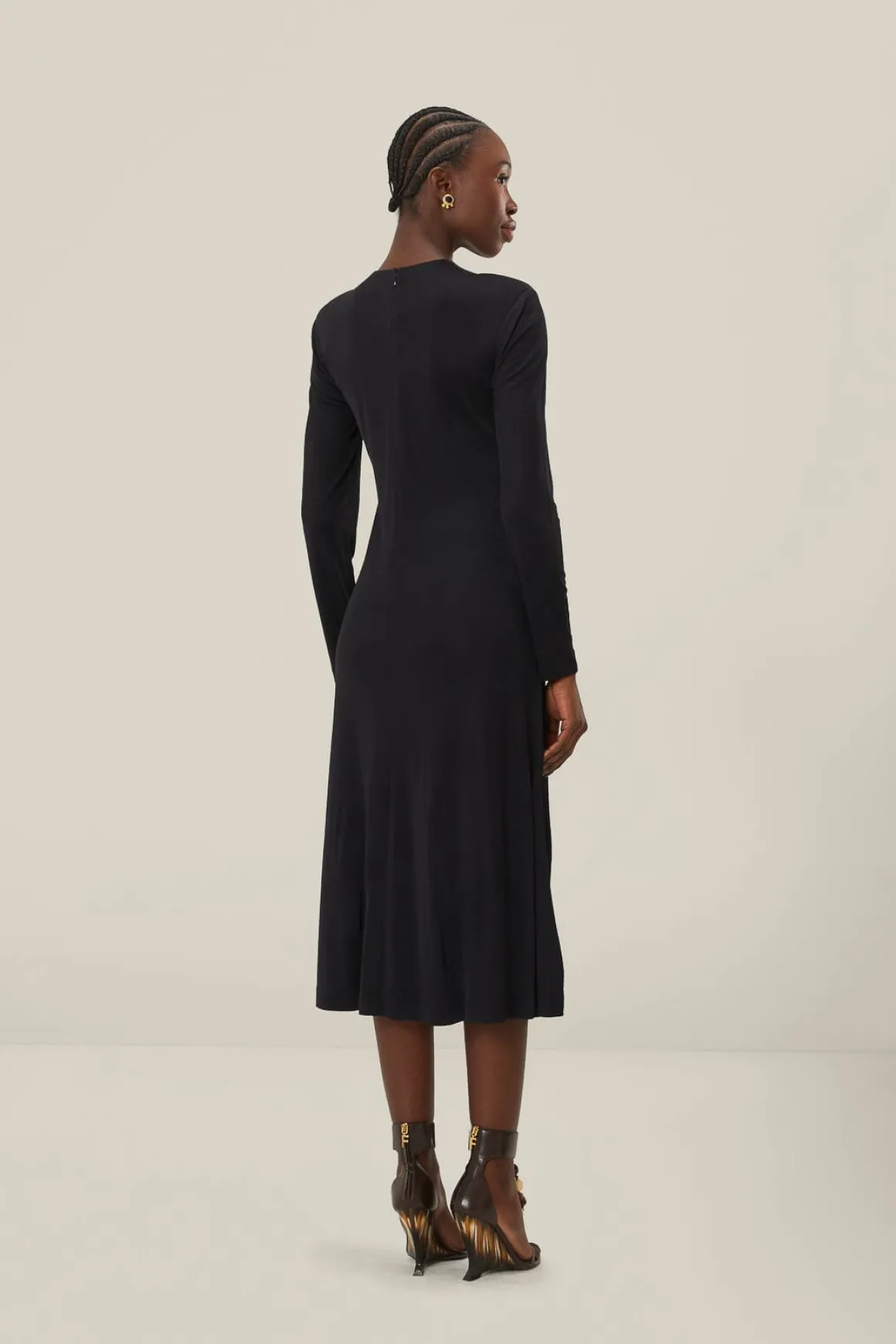 robe_midi_twisted_cup_3.webp Robe midi twisted cup